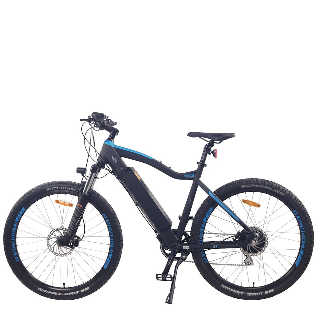 NCM M7 MOUNTAIN BIKE
